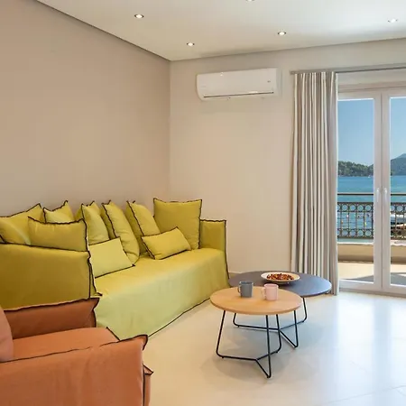 Enalion Apartment With Viewboat Dock & Close To Nidri! Apartment *