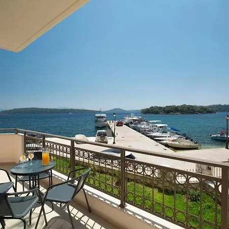 Enalion Apartment With Viewboat Dock & Close To Nidri! Apartment *